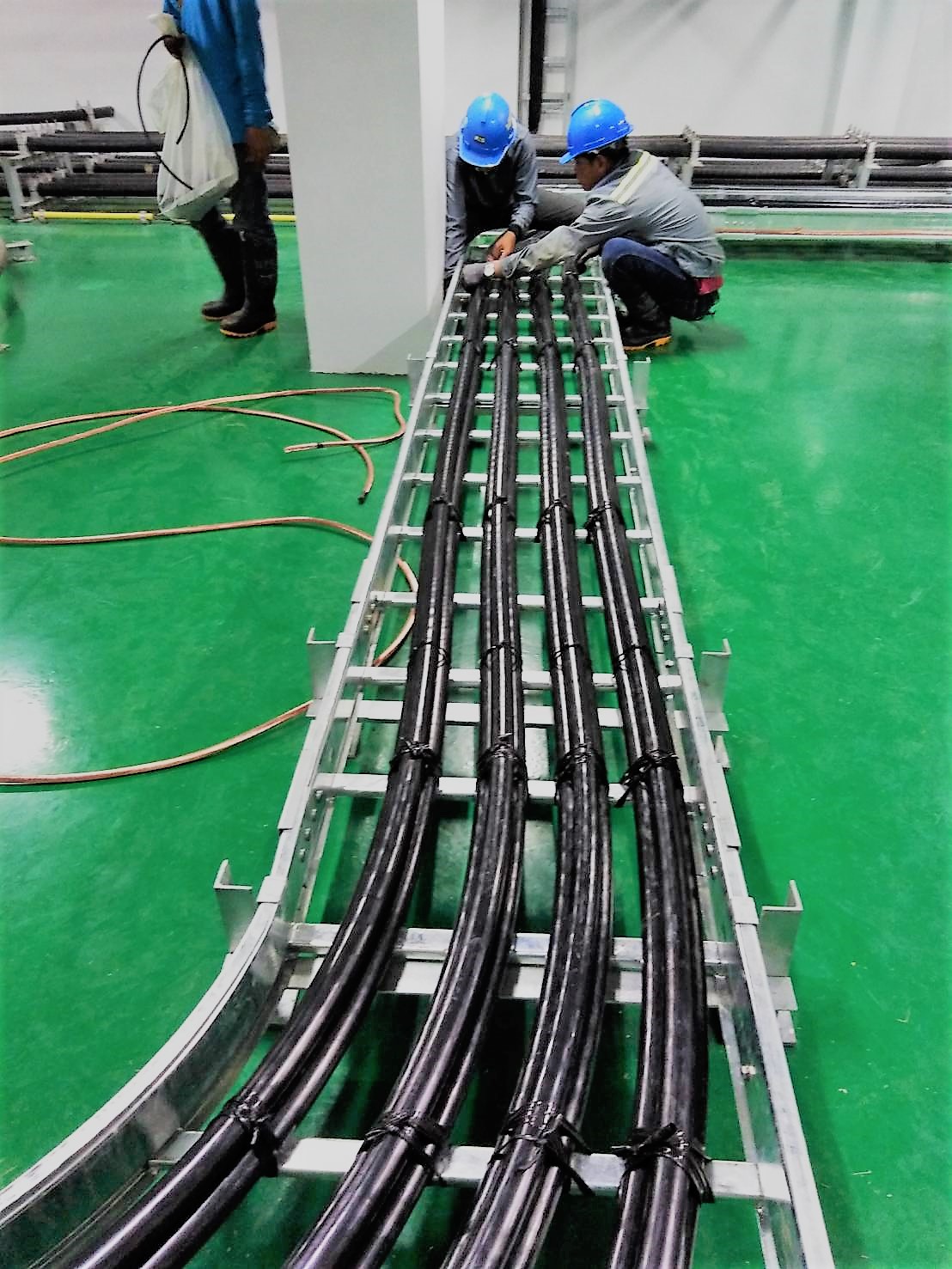 GBL CABLE TRAY INSTALLATION qpe