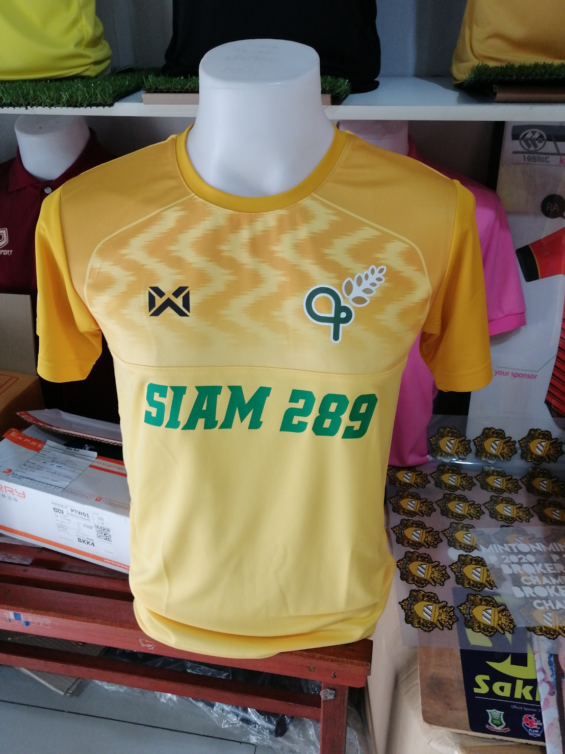 เสื้อฟุตบอล Warrix รุ่น WA-FBA573 ใหม่สุดๆ สีเหลือง ทีม SIAM289
