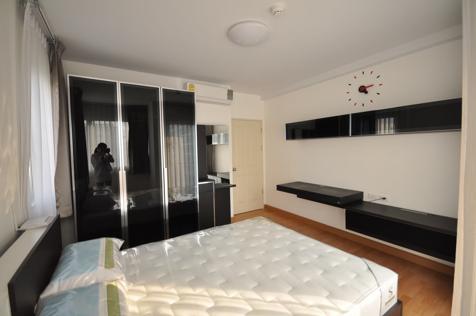 公寓出售，2卧室，宽敞大房间最便宜的位置，Supalai City Resort Ratchada - Huai Khwang，靠近MRT Huai Khwang只需800米！