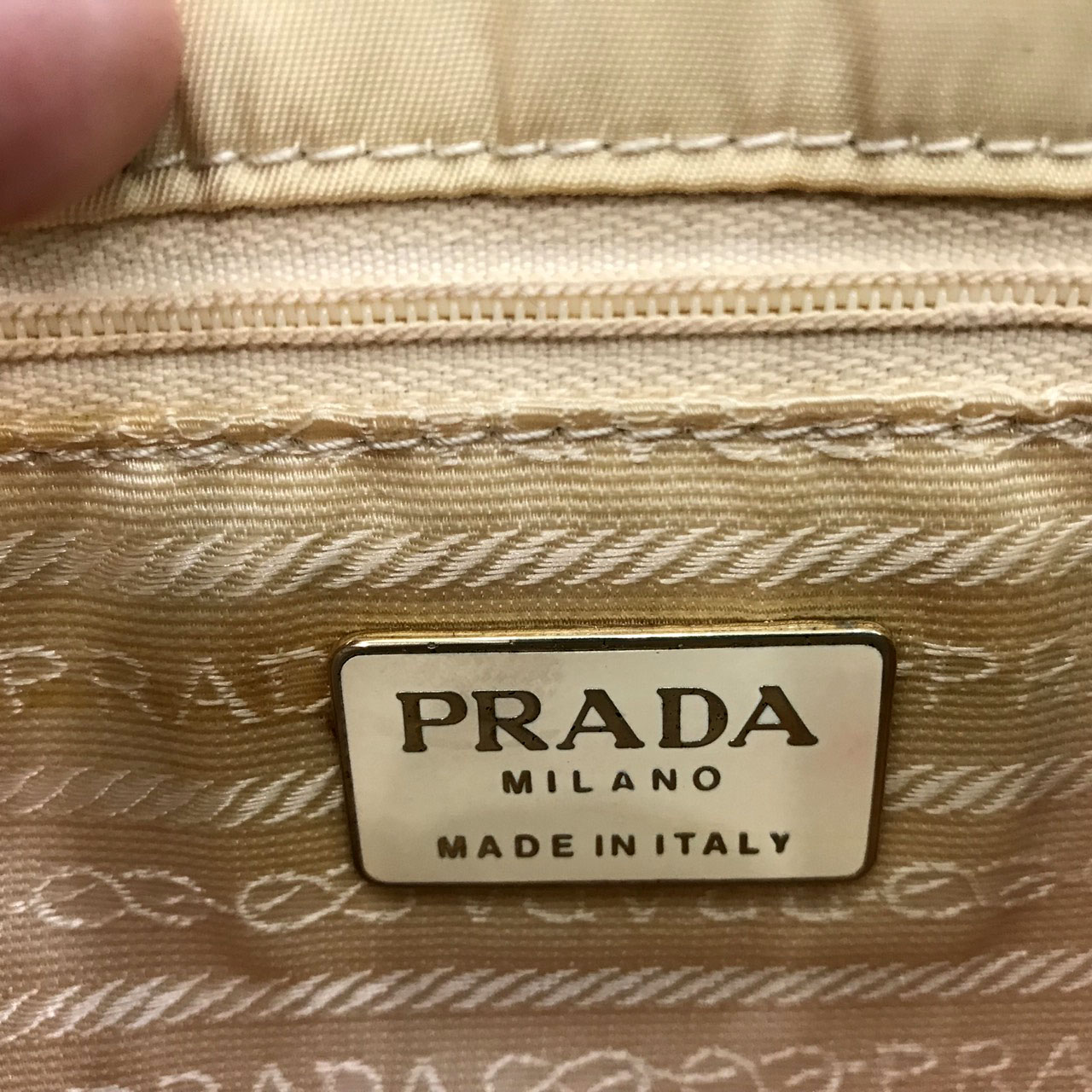 Used Prada Vintage Belt Bag in Beige Nylon GHW - Moppetbrandname