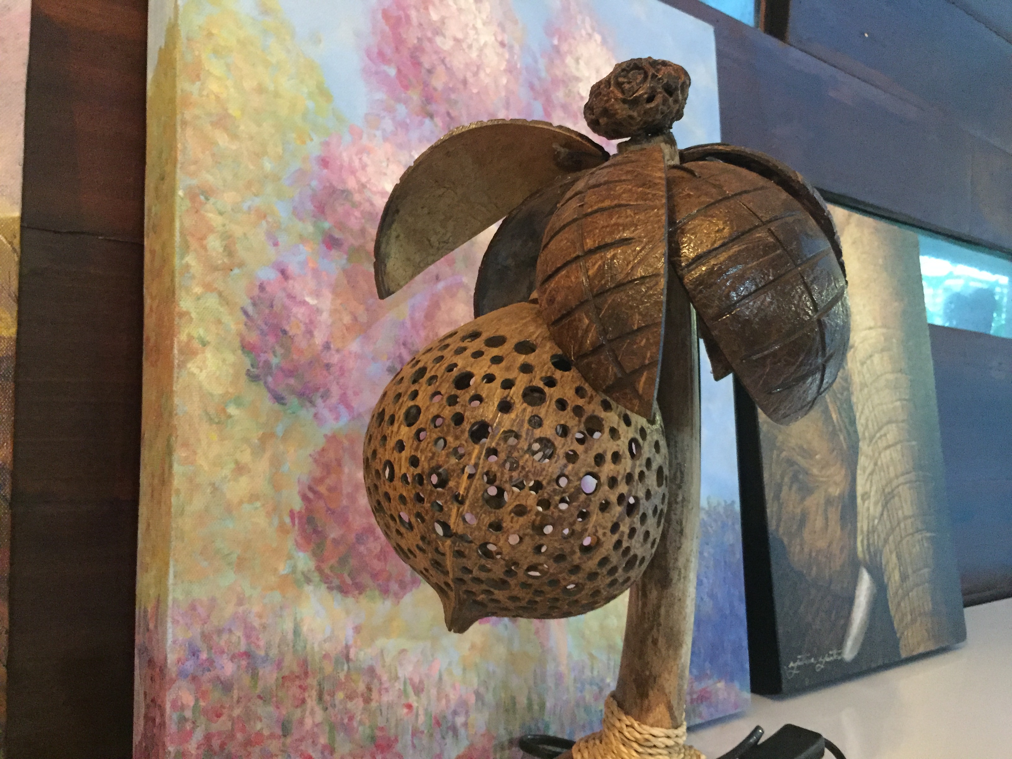 Lamp from coconut shell - Coconut tree