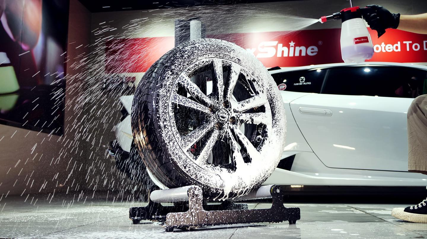 MAXSHINE WHEEL STAND TIRE ROLLER monkeydetail