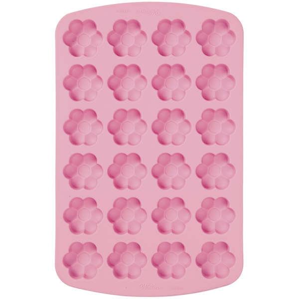 21050468 Wilton DAISY 24 CAVITY SILICONE bakeryland