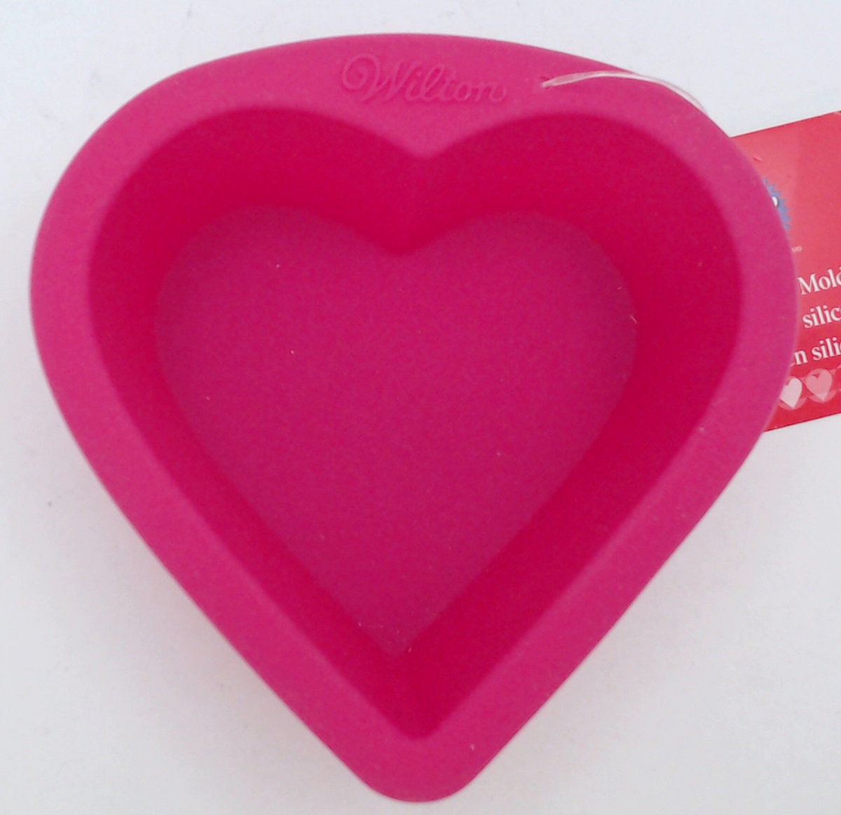 21053113 Wilton HEART SILICONE MOLD bakeryland