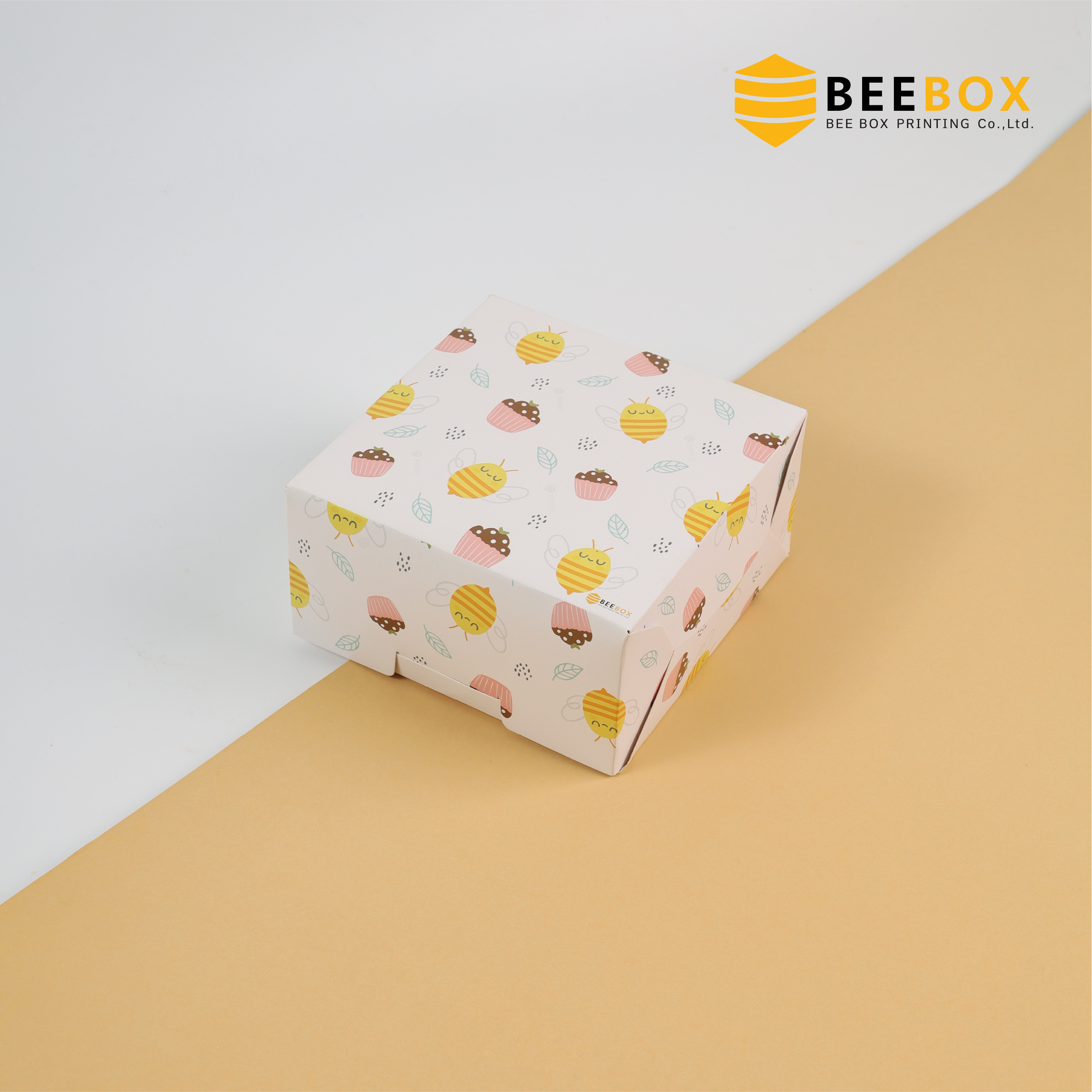 กล่องสแน็คบ็อกซ์จัตุรัสลายผึ้งขาว