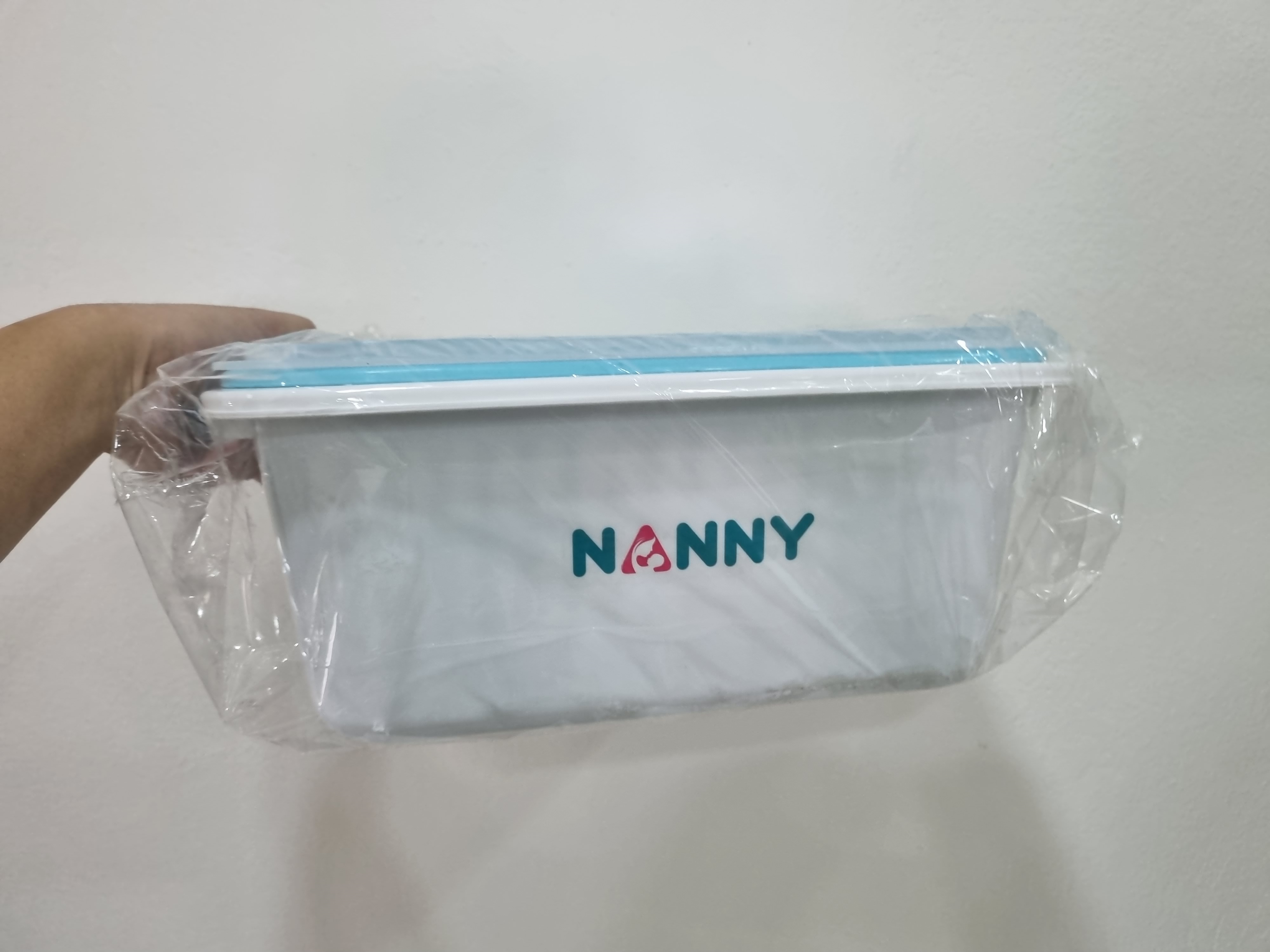 Nanny N216 ที่คว่ำขวดนม มีฝาปิด ราคาพิเศษ ที่คว่ำขวดนม รุ่น N216 มีฝาปิด มีตะแกรงรองน้ำ BPA Free ตะกร้าคว่ำขวดนม