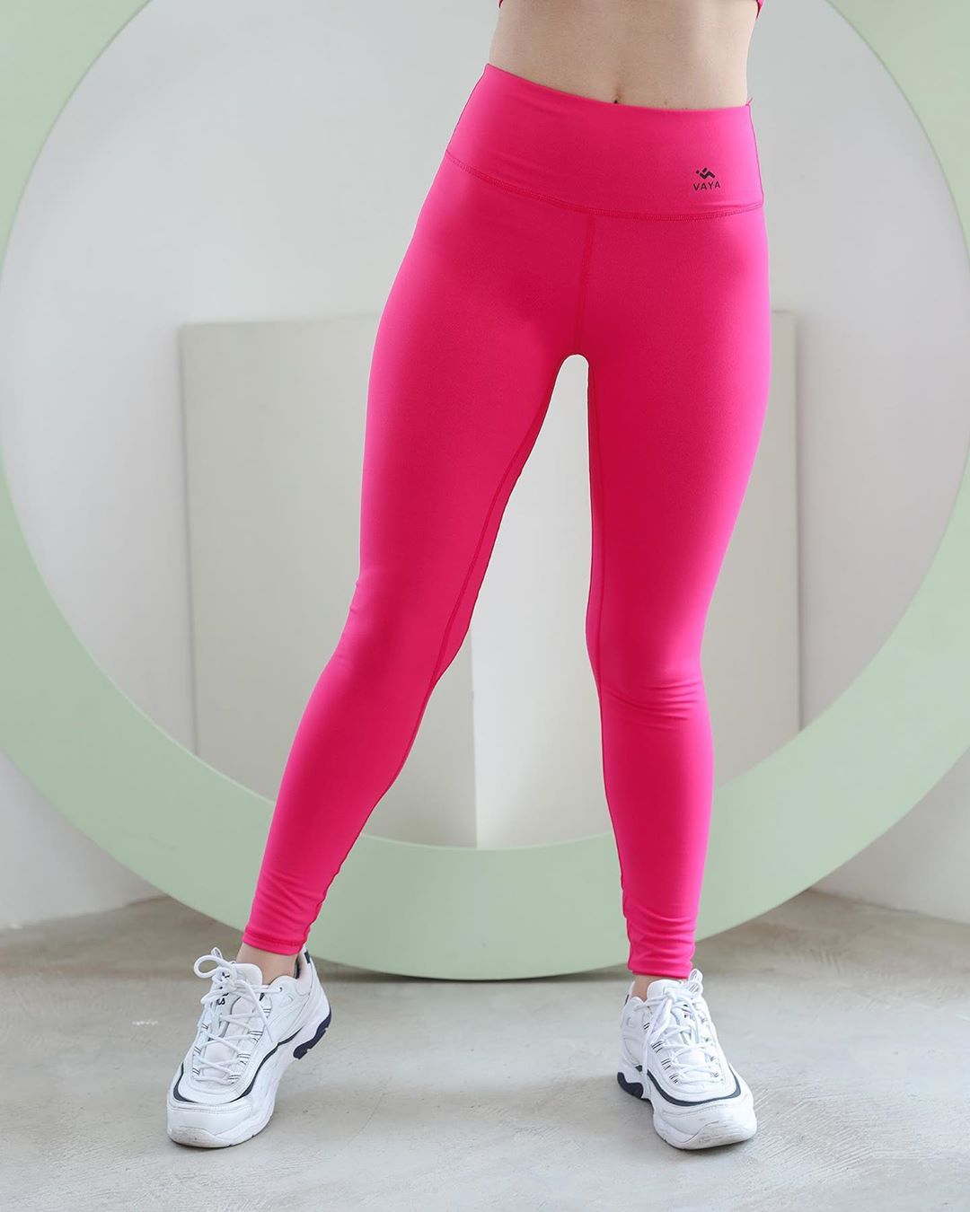  Hot Pink Sport Leggings