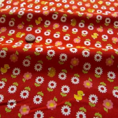 ผ้า cotton ญี่ปุ่น ลายดอกไม้กับเม่นพื้นแดง ขนาด 1/4 เมตร (50*55 ซม.)**ชิ้นนี้เนื้อ CANVAS ค่ะ**
