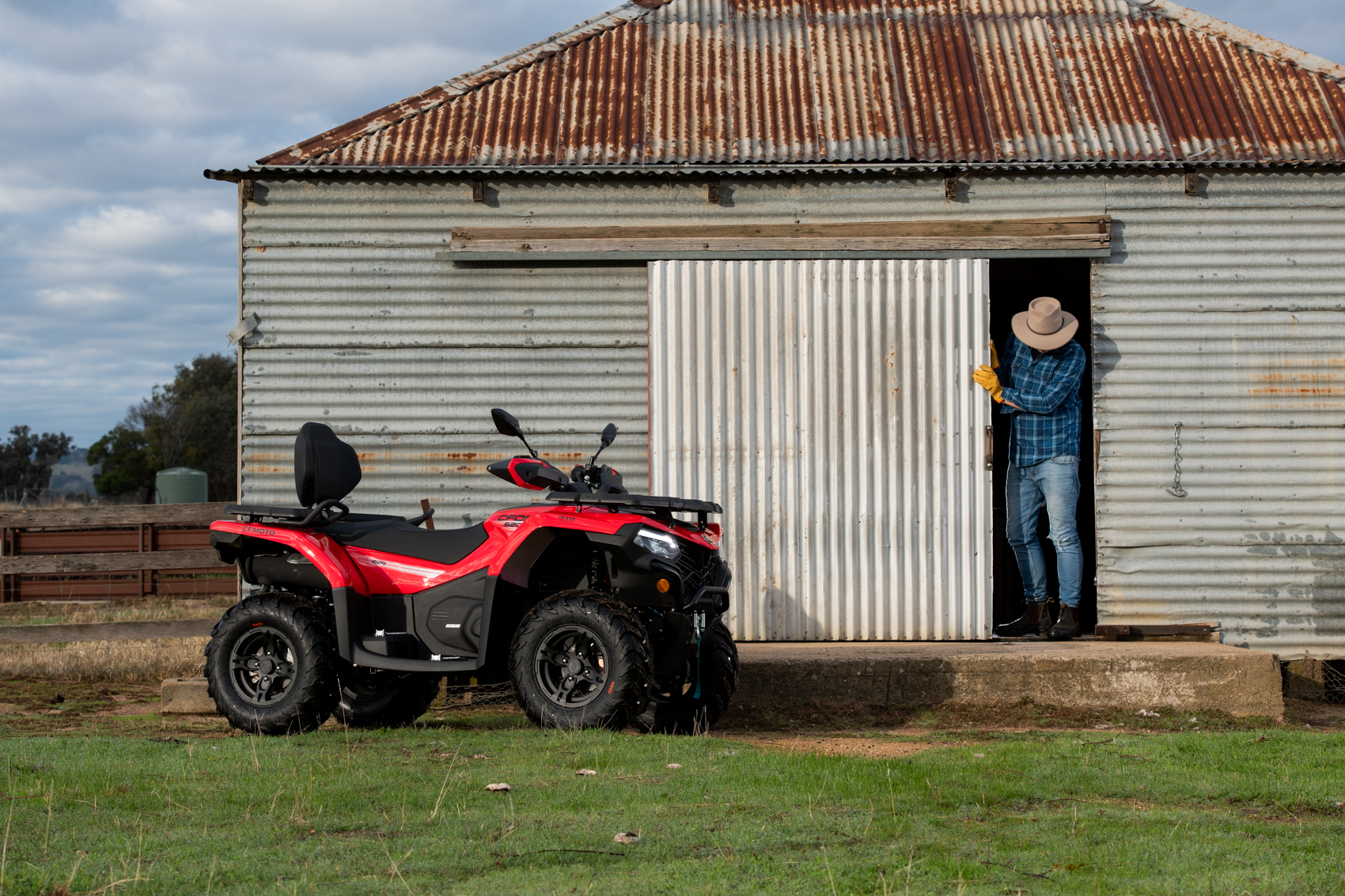 ATV CFmotothailand X520cc 4x4