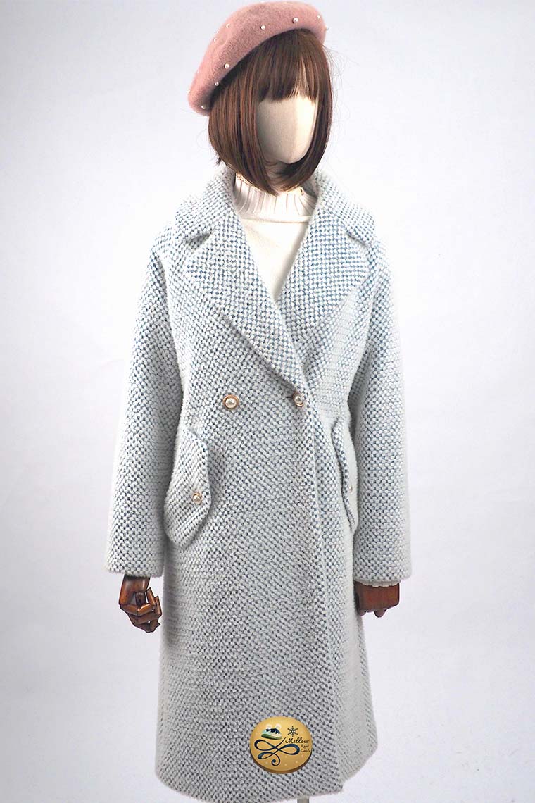 เช่าเสื้อโค้ทผู้หญิง รุ่น Tempest Blue Fur Faux Straight Coat  905GCL005FABWL2