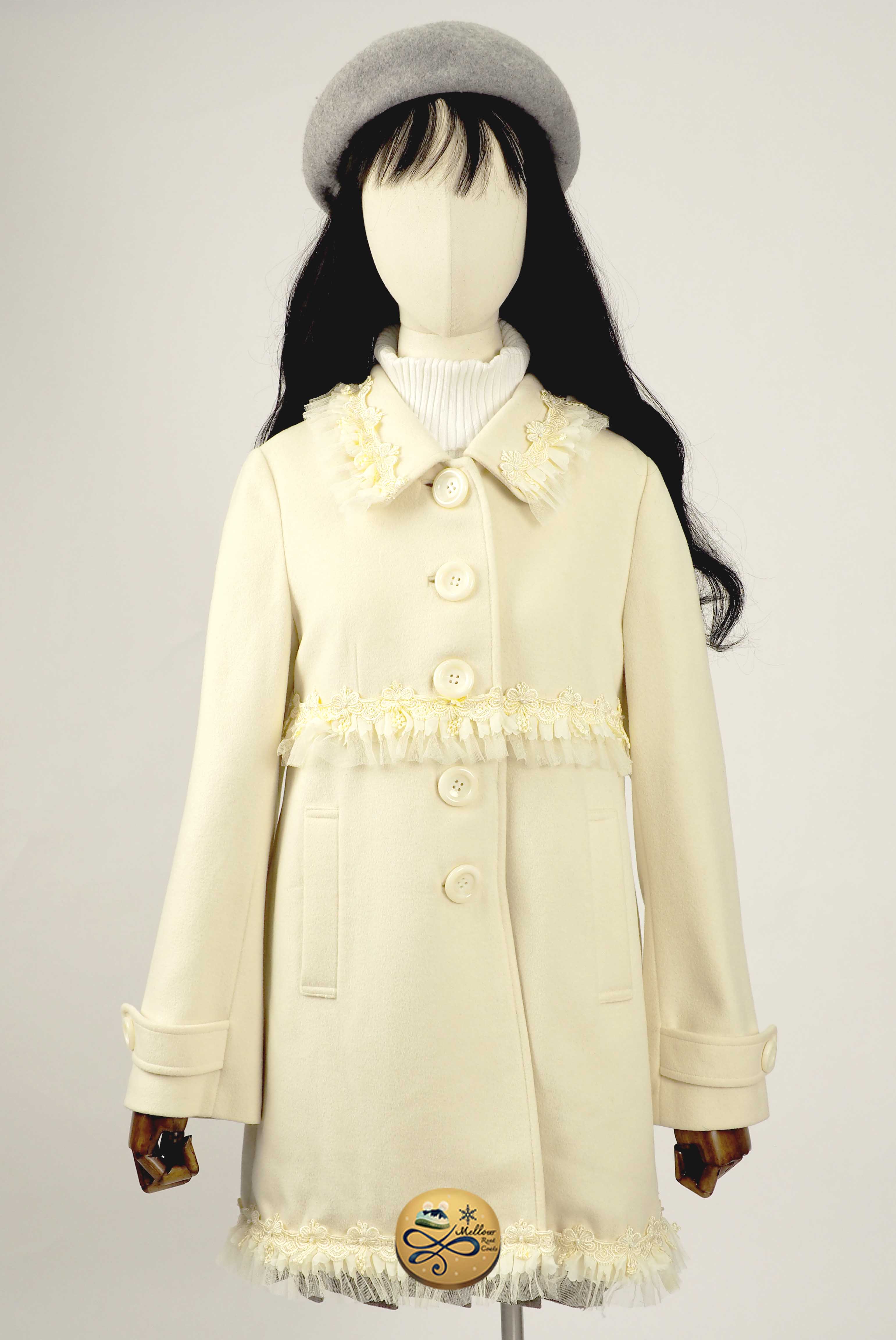 เช่าเสื้อโค้ทผู้หญิง  Limited Editon  รุ่น   Chantilly Lace Top coat  902GCL149FAWHS1