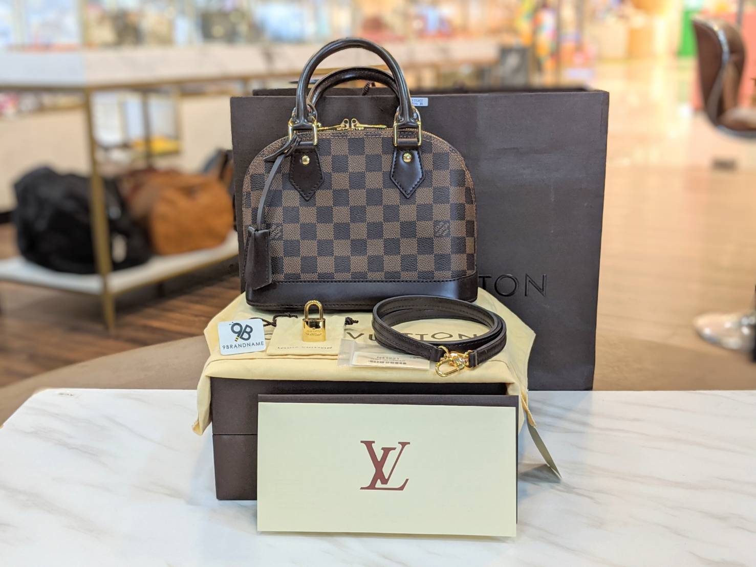 louis vuitton alma used