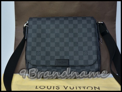 louis vuitton messenger crossbody