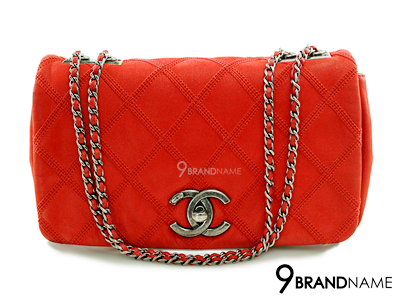 Chanel Flap Bag Size10 Red RHW - Used Authentic Bag กระเป๋าชาแนล สะพายไหล่สีเบจหนังแกะ อะไหล่เงิน ของแท้มือสองสภาพดี