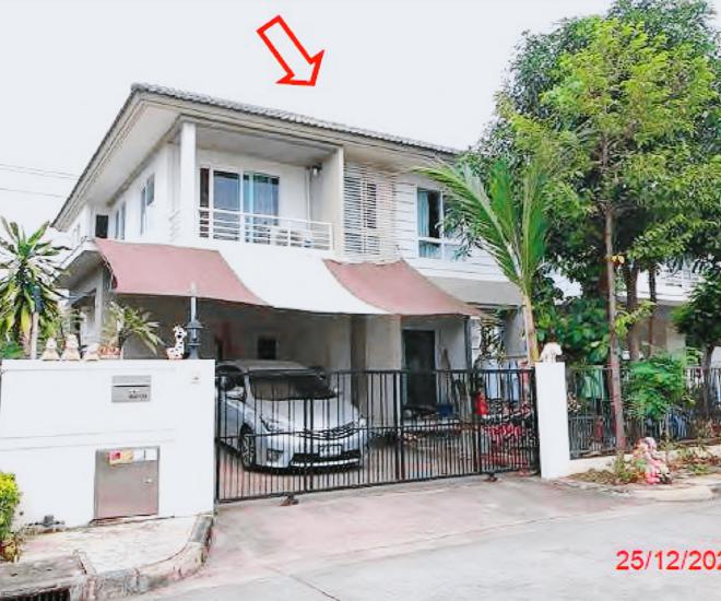 House for sale, Chaiyapruek, Watcharaphon, Sukhaphiban 5 Road.