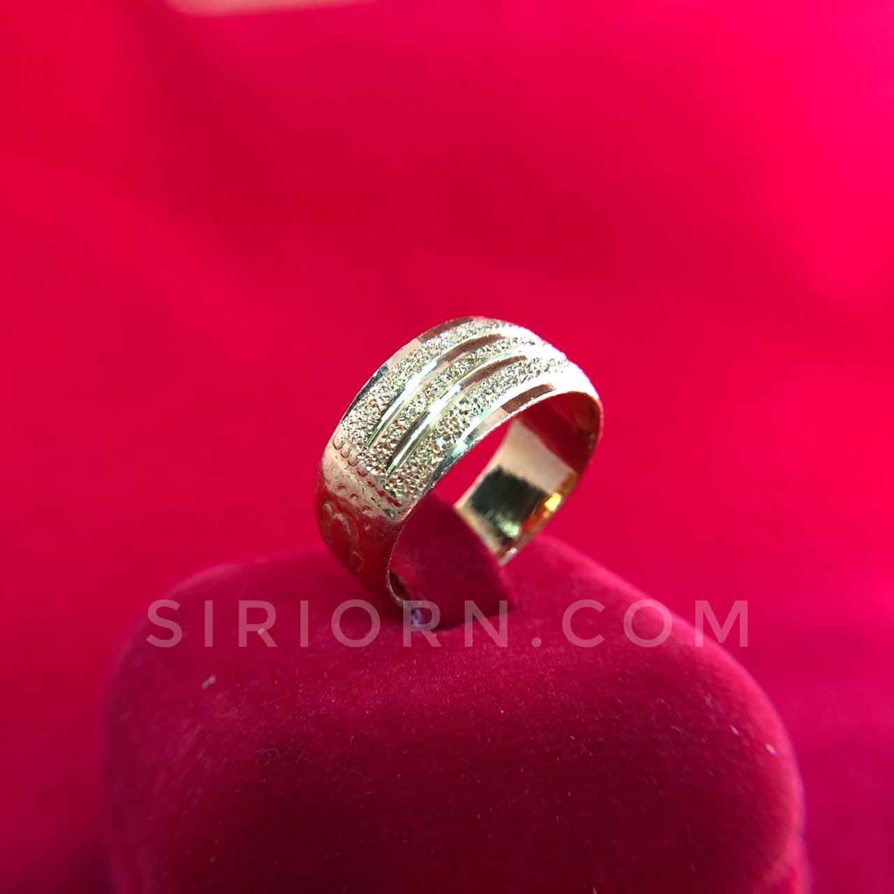 แหวนทองคำแท้ 96.5% ลายตันจิกเพชรตัดลาย 3 แถว