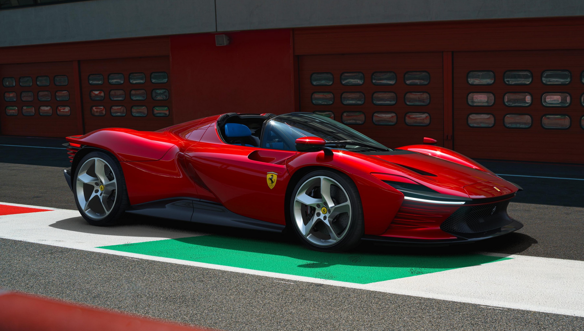 โครตเท่!! Ferrari Daytona SP3 ตัวพิเศษ ขีดสุดของเครื่อง V12 N/A เพียวๆ