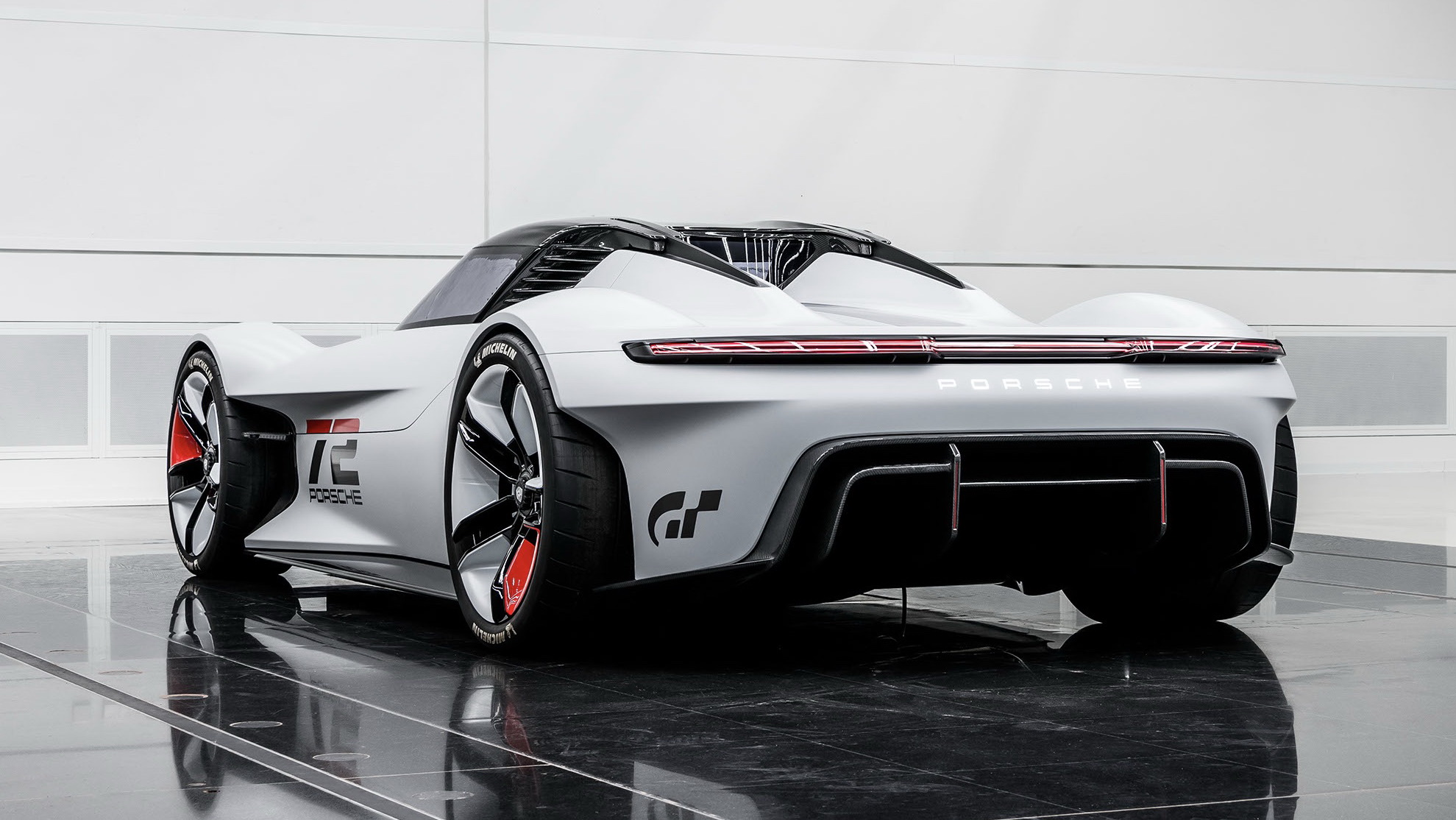 เปิดตัว!! Porsche Vision Granturismo รถแข่งพลังไฟฟ้า พิเศษเฉพาะเกม Granturismo 7