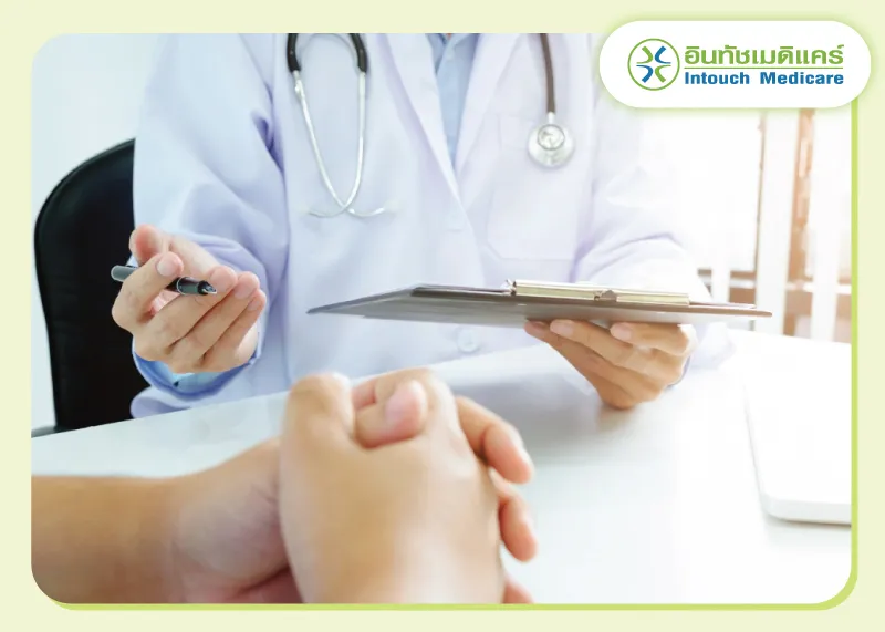 Examination, treatment and receiving influenza medication with a doctor.