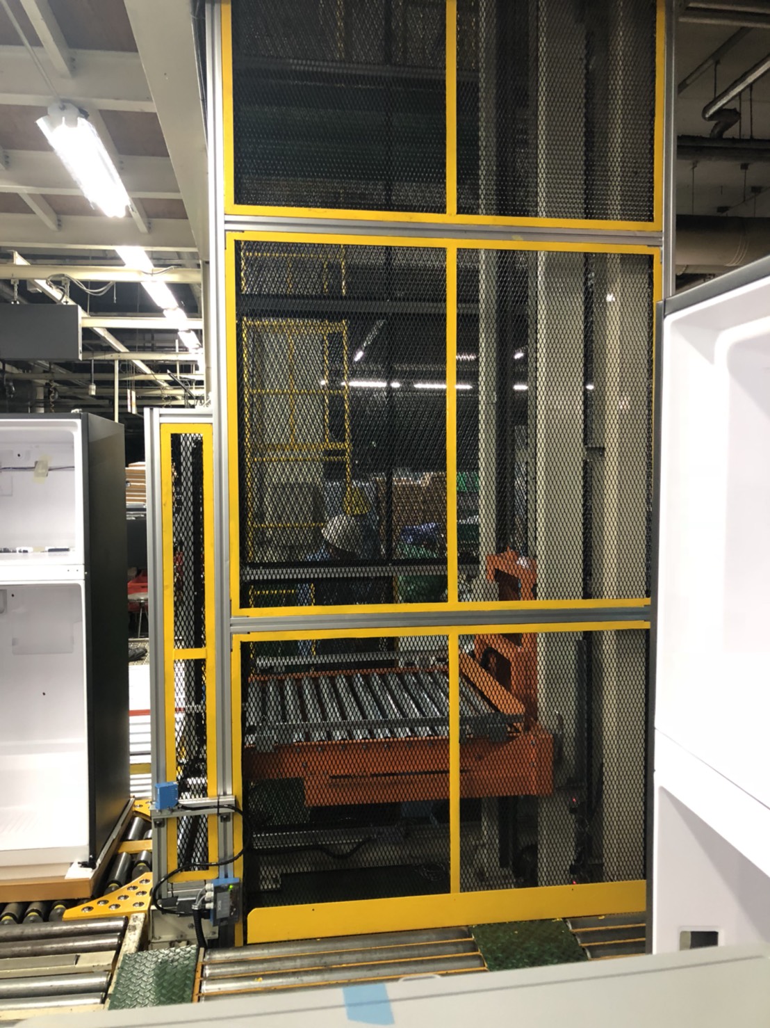 Lift conveyor interlineconveyor