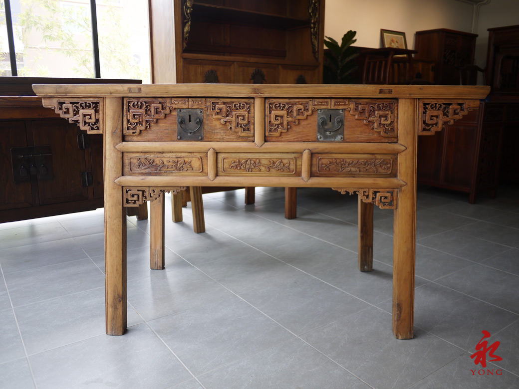 old elm wood furniture at Yong Furniture store Bangkok old elm wood furniture at Yong Furniture store Bangkok