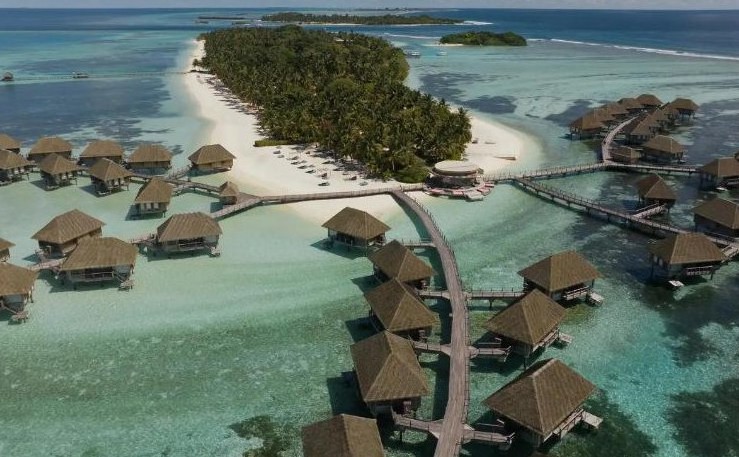 มุมสูงเกาะส่วนตัวและวิลลาเหนือน้ำ Club Med Kani มัลดีฟส์