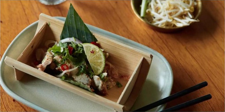 อาหารไทยในรีสอร์ต Club Med Phuket