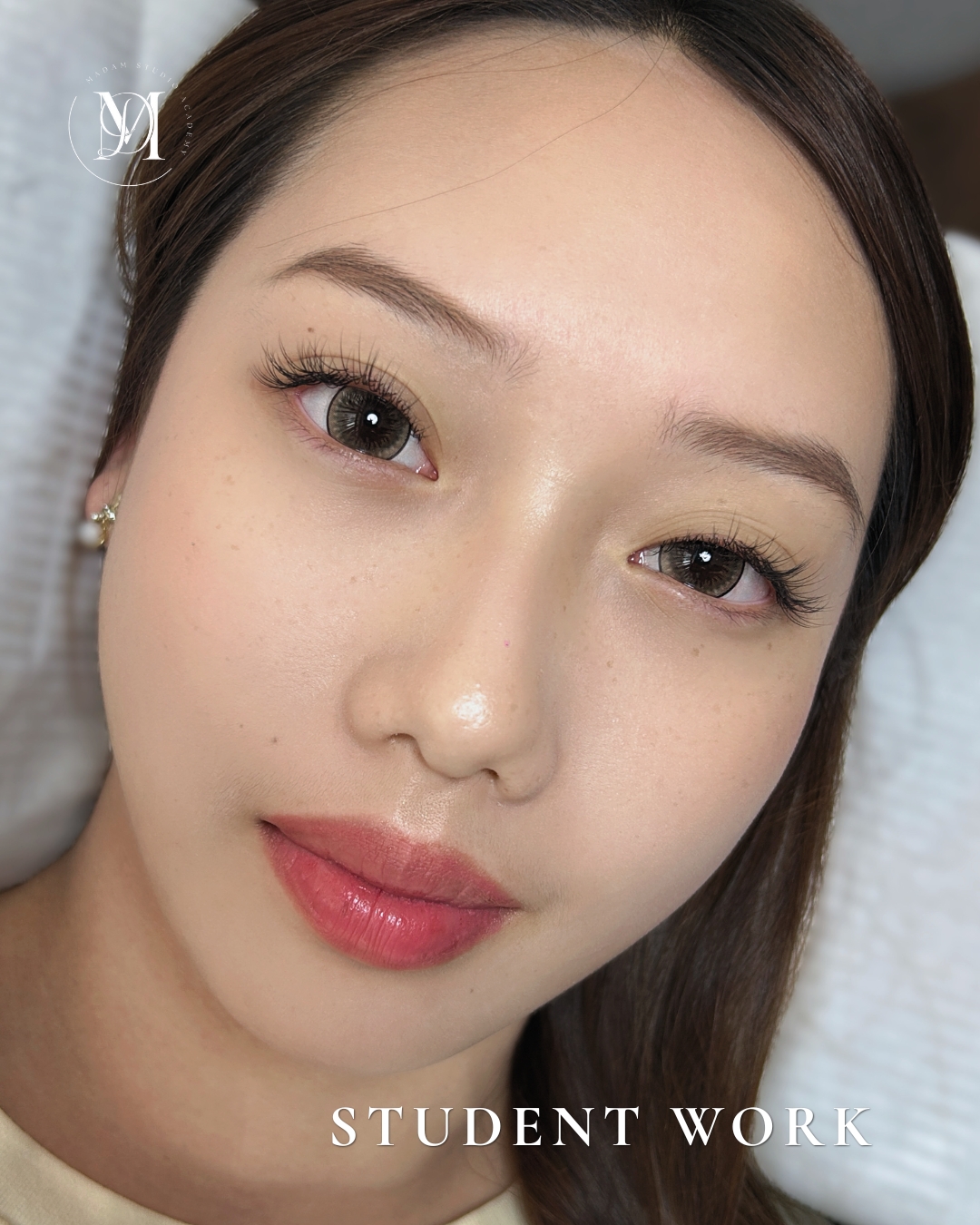 Professional eyelash extension work created by a student after completing the training course.