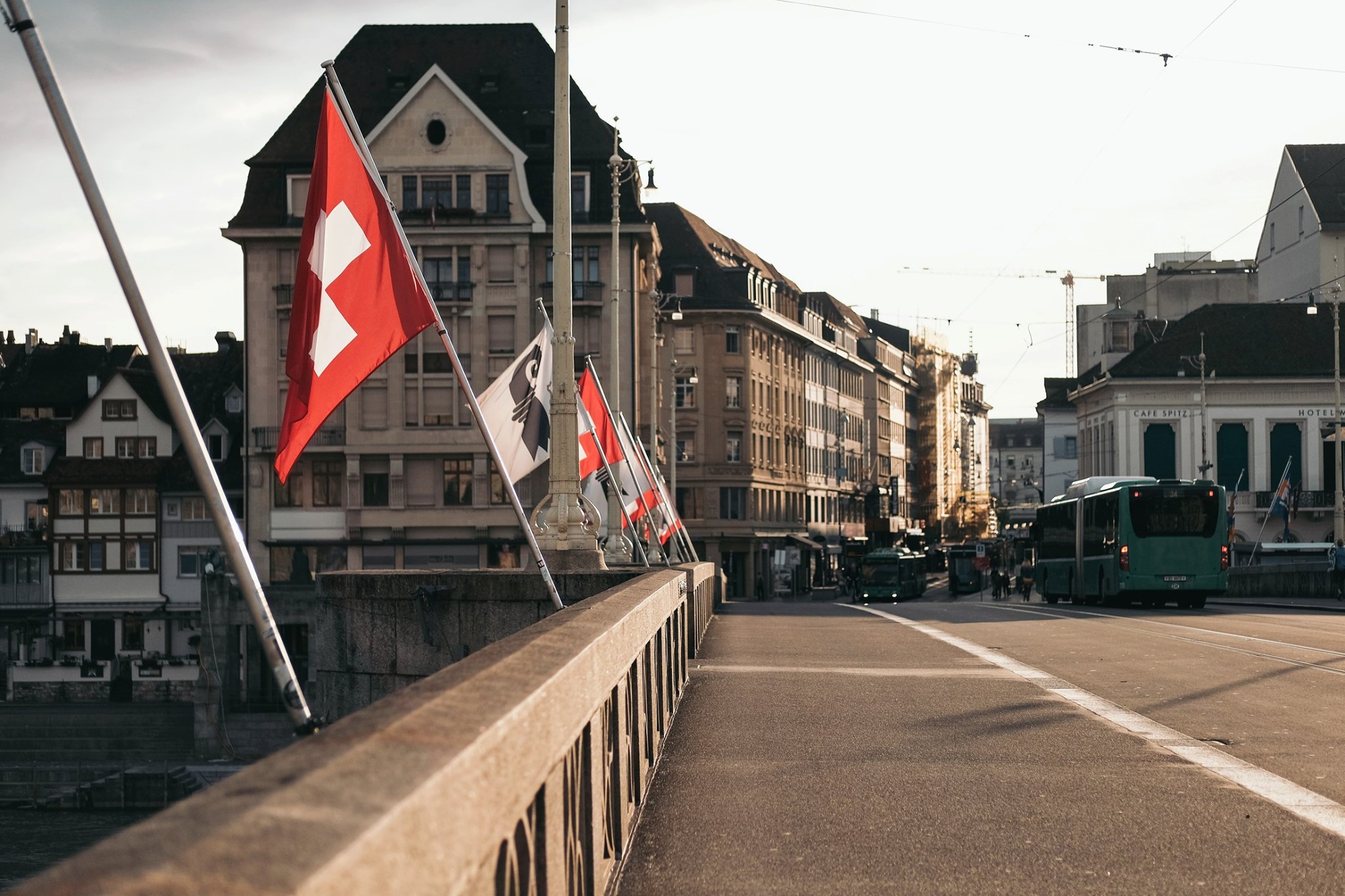 Basel à¸šà¸²à¹€à¸‹ à¸¥ à¹€à¸¡ à¸­à¸‡à¹à¸« à¸‡à¸¨ à¸¥à¸›à¸°à¸‚à¸­à¸‡à¸ªà¸§ à¸•à¹€à¸‹à¸­à¸£ à¹à¸¥à¸™à¸