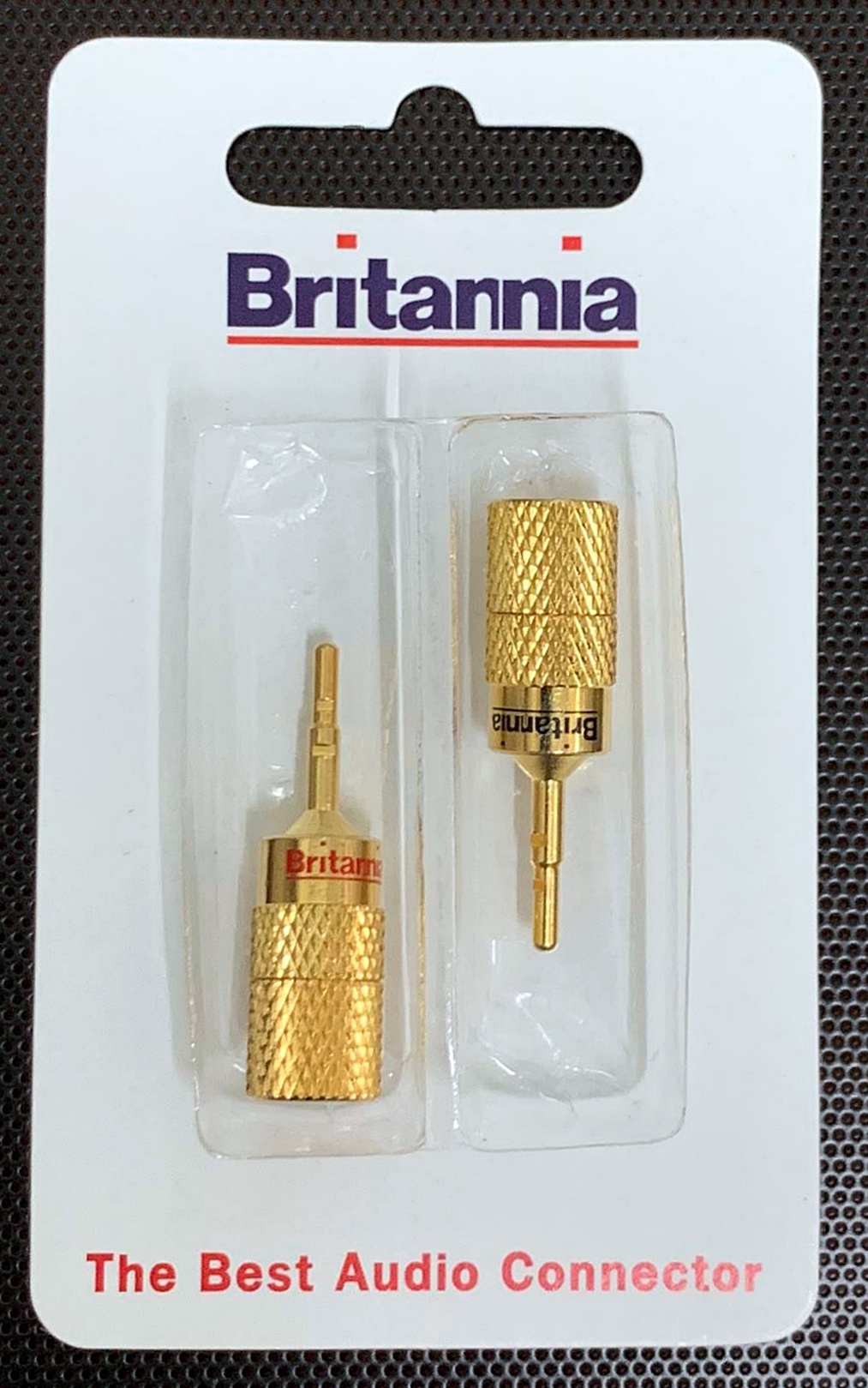 Britannia Pin Plug