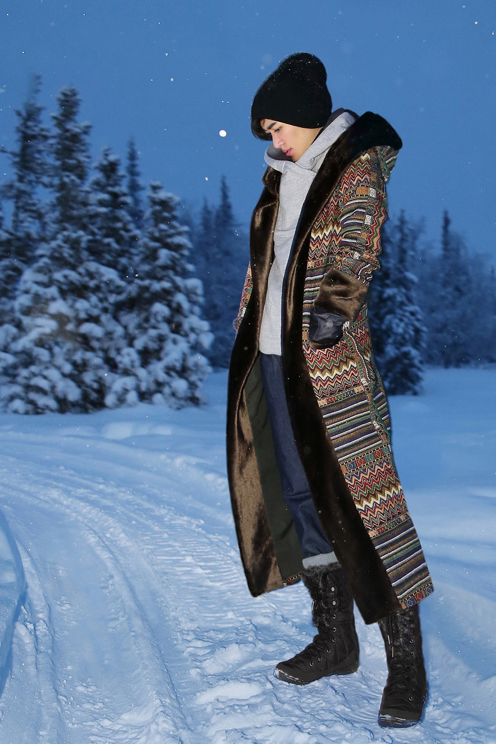 Tribal Fur Hood Overcoat by WLS LIMITED EDITION เสื้อโค้ทสไตล์ชนเผ่า