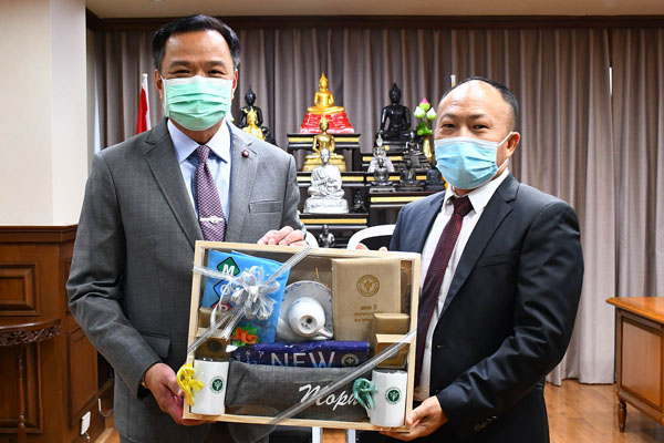 ซันโรโบติกส์ แอนด์ เอไอ มอบหุ่นยนต์เพื่อนำไปช่วยแบ่งเบาภาระบุคลากรทางการแพทย์ ซันโรโบติกส์ แอนด์ เอไอ มอบหุ่นยนต์เพื่อนำไปช่วยแบ่งเบาภาระบุคลากรทางการแพทย์