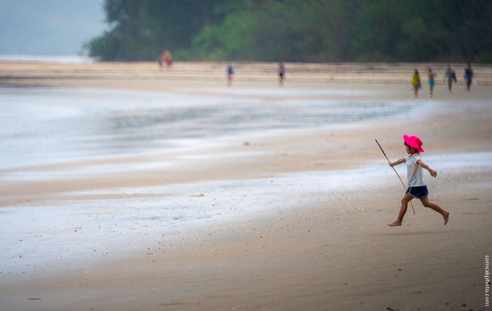 ว่าจะไปเดิน “บน” หาดทรายที่กระบี่สักหน่อย....  #krabi #ไทยเที่ยวไทย #เราเที่ยวด้วยกัน