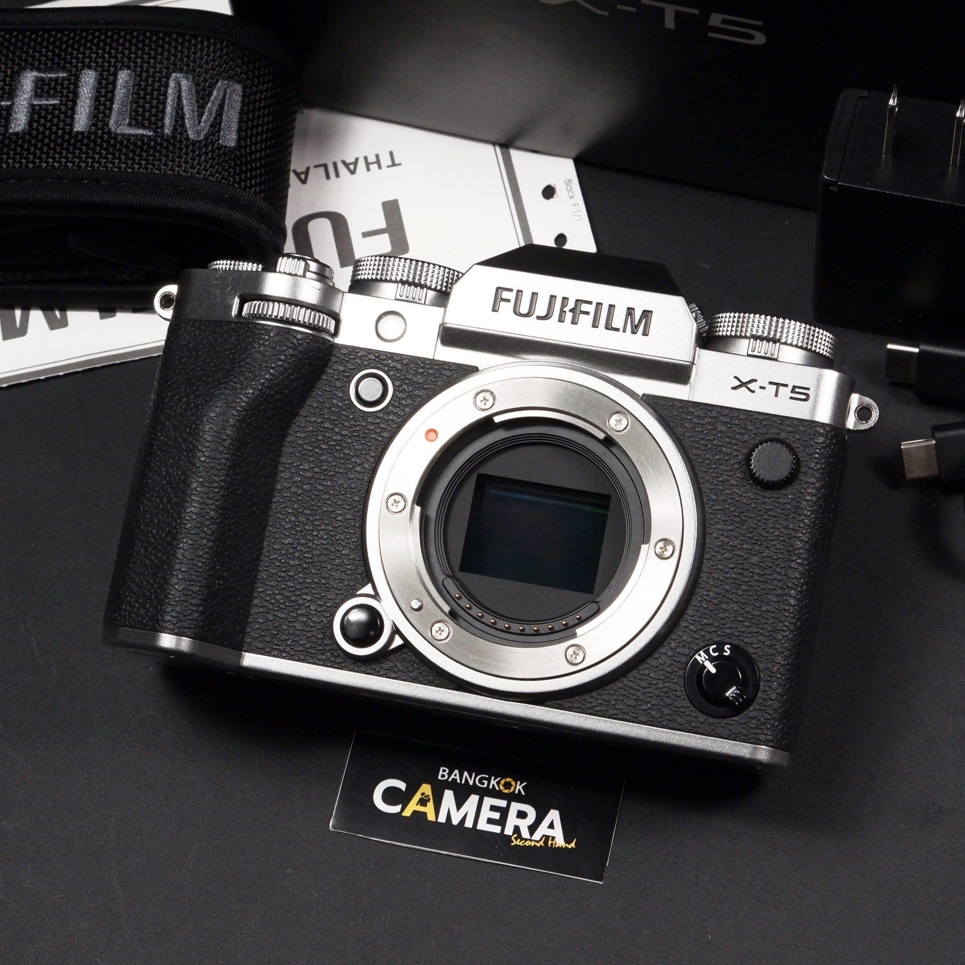 Fujifilm XT5 Body - Main Image