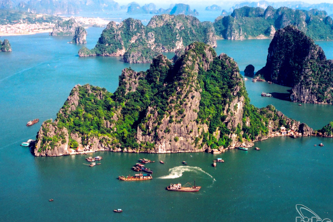 Điểm du lịch nổi bật Vịnh Hạ Long Việt Nam