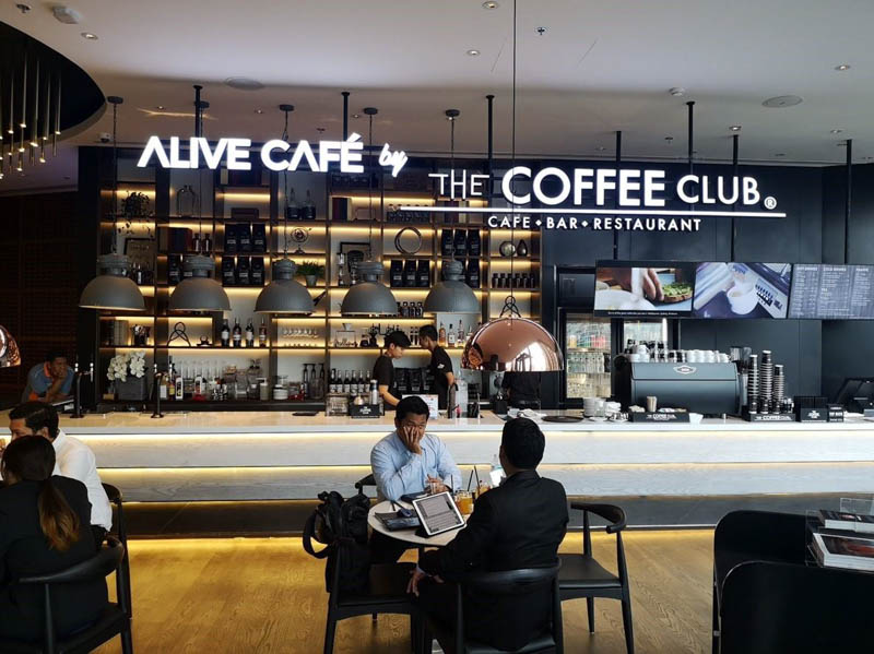 THE COFFEE CLUB