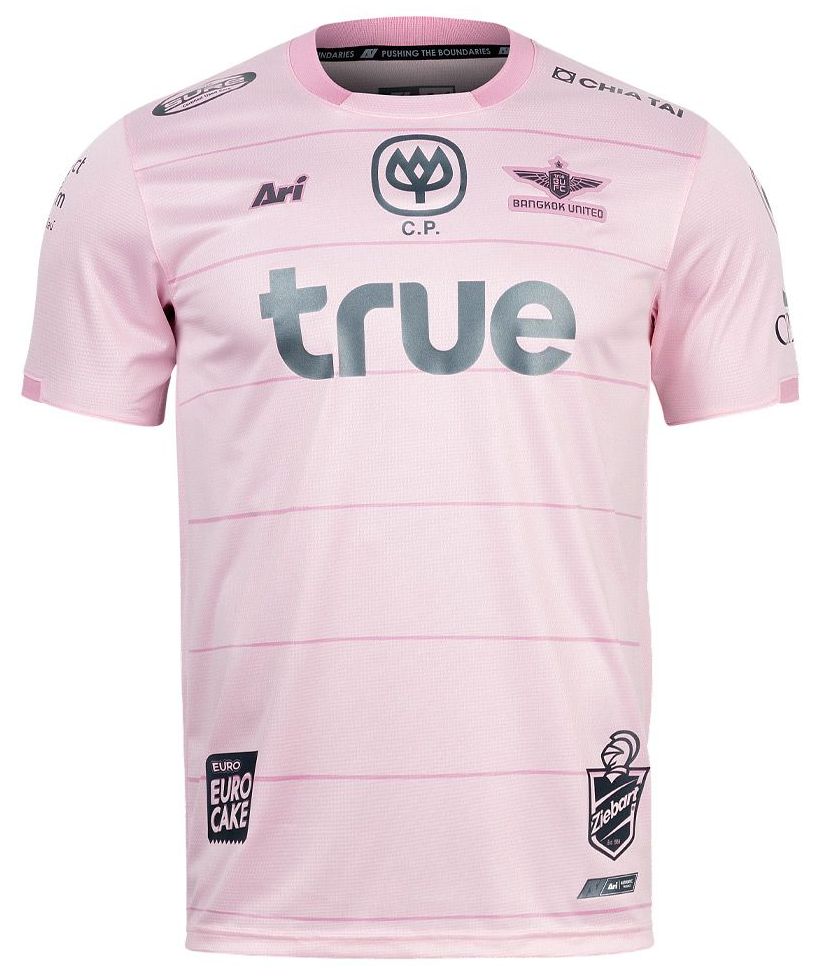 football teams with pink kits