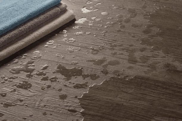 ข้อเสียพื้นไม้ลามิเนต ที่ไม่ทนต่อน้ำ