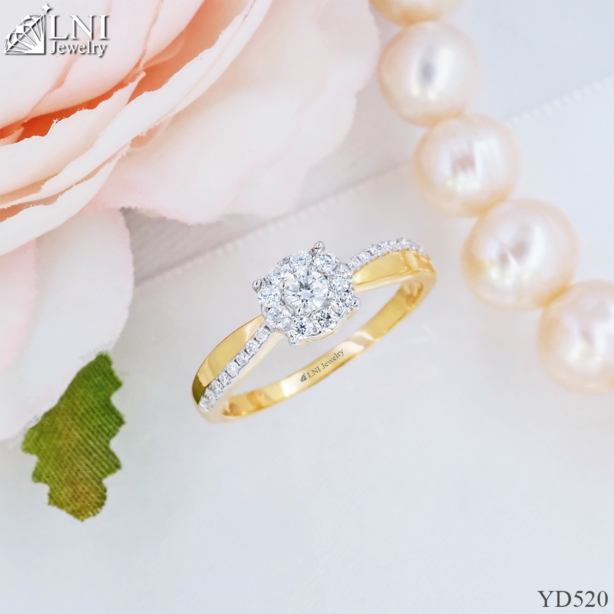 YD520 Halo Diamond Ring