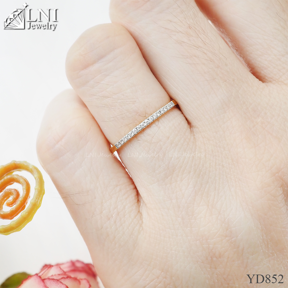 YD852 Band Diamond Ring