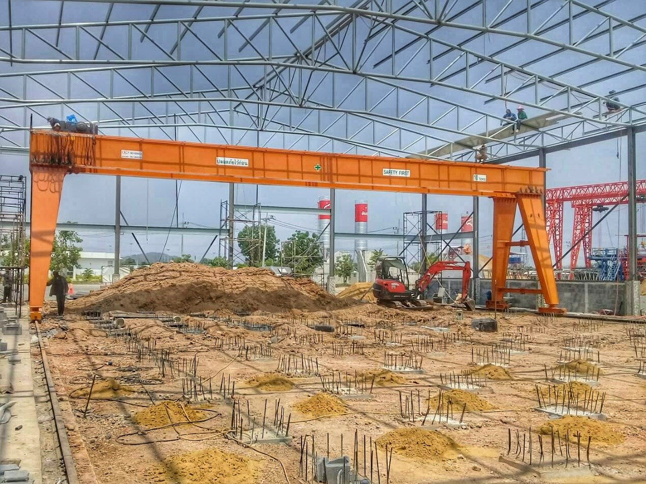 แกนตี้เครน เครนขาสูง