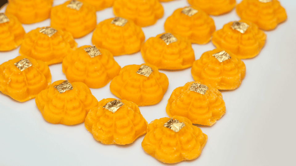 Thong Ek traditional Thai auspicious dessert
