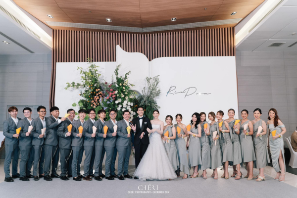 ชุดเพื่อนเจ้าสาว ชุดเพื่อนเจ้าสาว