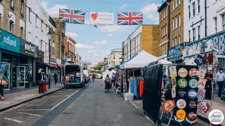 London Antiqued Market