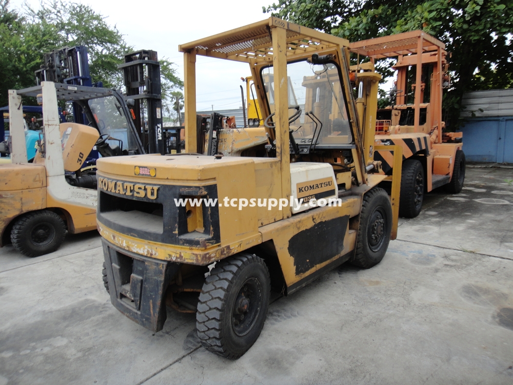 KOMATSU FORKLIFT / FD354 / 3.0 m Tcpsupply