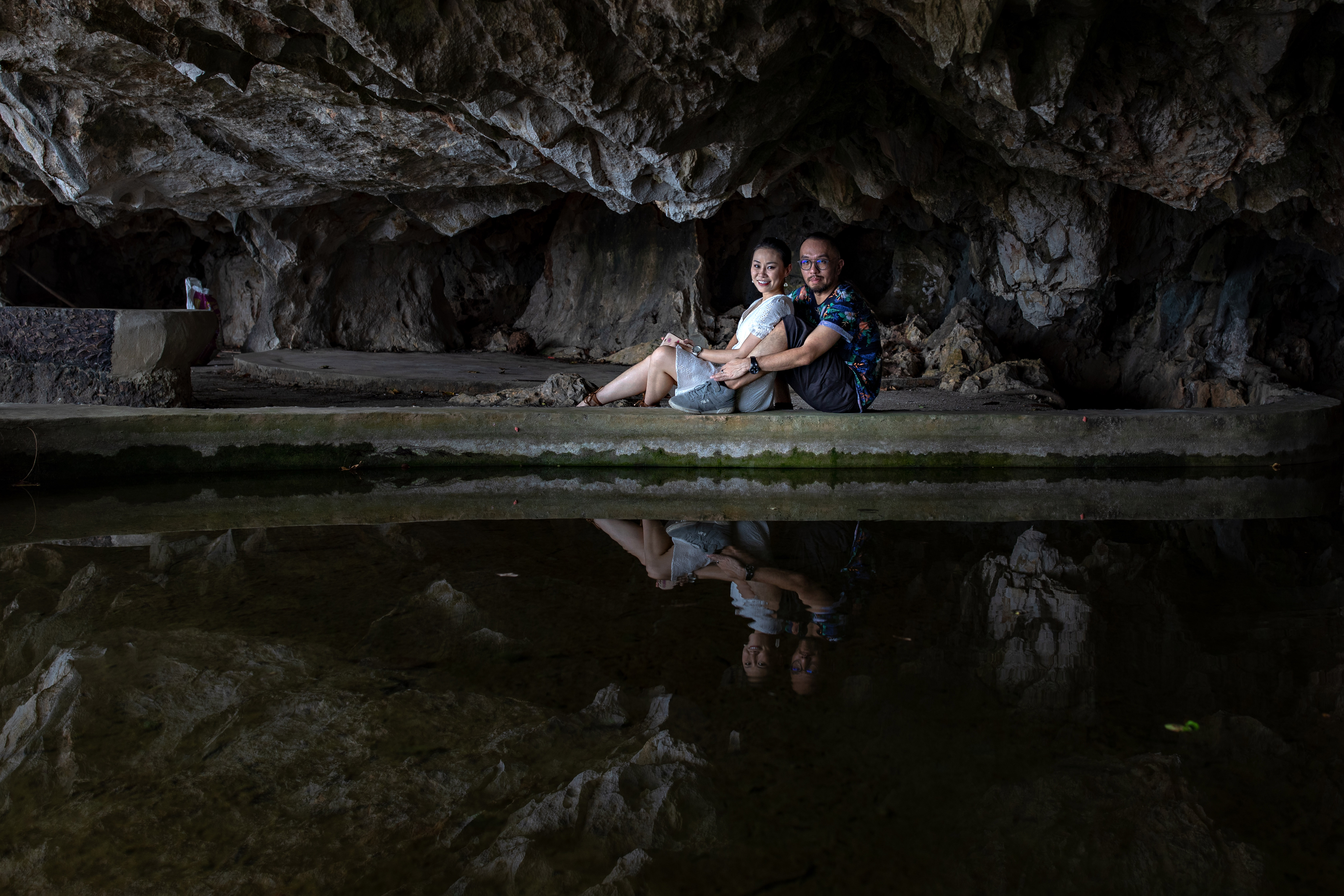 1.ถ้ำกระจกเงา