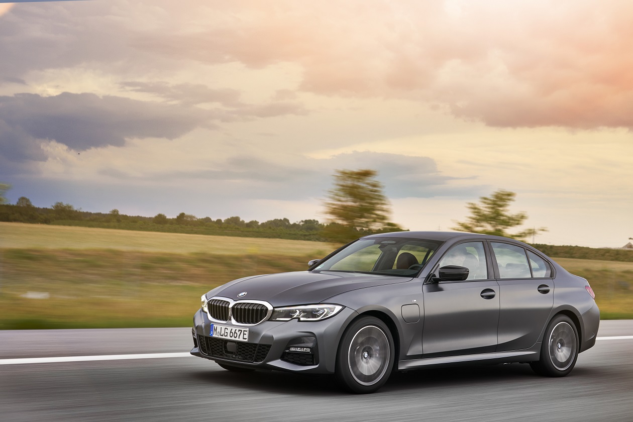 Does The 2020 Bmw 330E Deliver On Its Promises? - mcgp72j