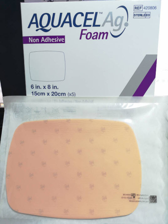 Aquacel Foam Ag+ Non Adhesive 15x20 cm (420806) exp 01-02-2022