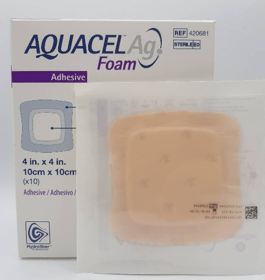 Aquacel Foam Ag+ Adhesive 10x10 cm [420681] 