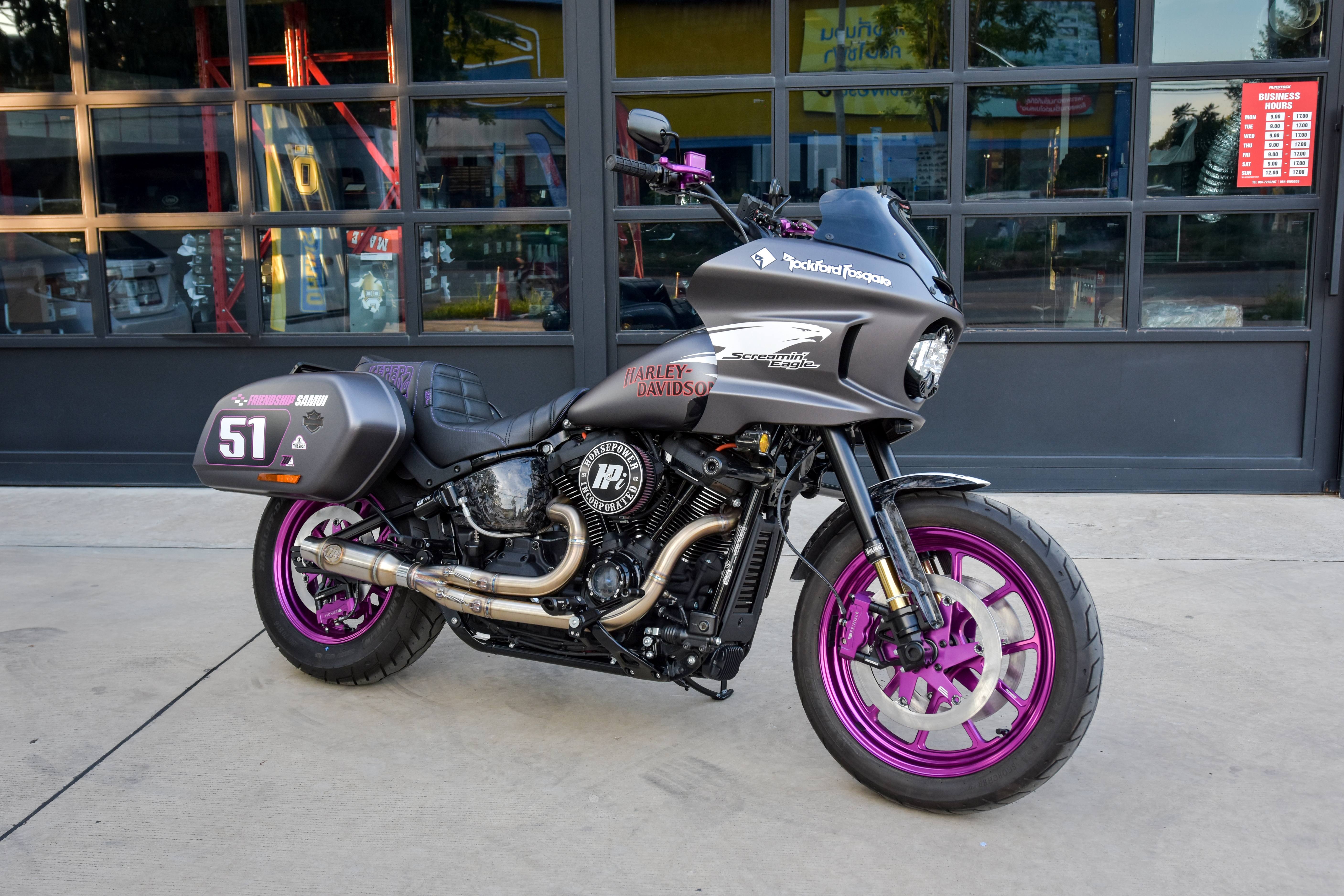 Runstock Öhlins Front End Kit for Harley-Davidson Softail M8 Dual